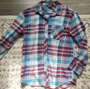 Eddie Bauer Boyfriend Fit Women's Plaid Shirt